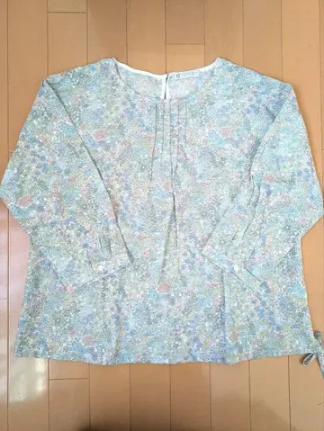 컨디션 최상 AFTERNOONTEA WARDROBE 상의