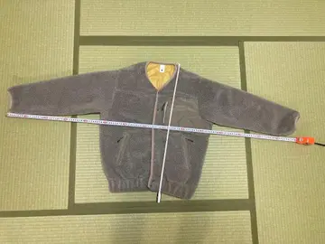 데상트 보아 플리스 베이지