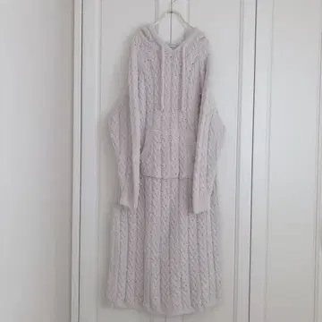 젤라또피케 후드 부착 퍼플 원피스 룸웨어