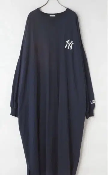 주말 가격 인하 로리즈팜 MLB 몬스터 원피스 양키스