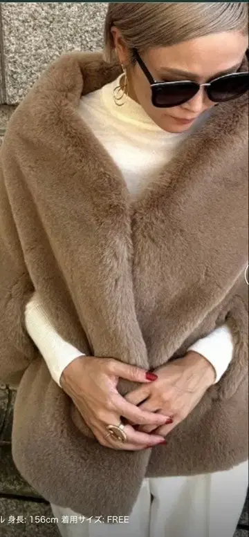 젠느 JENNE 베이지 판초 케이프 코트