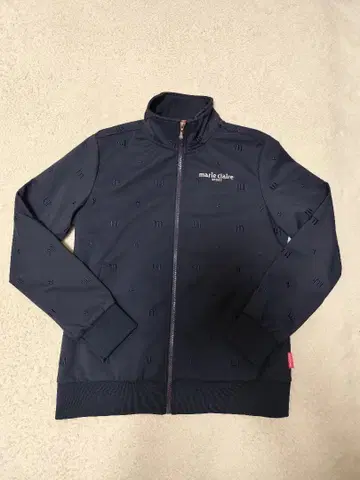 미사용 새상품 marie claire SPORT 네이비 자켓