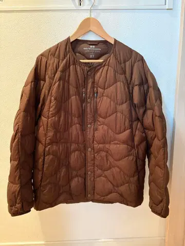 유니클로 화이트 마운티니어링 자켓 M 브라운