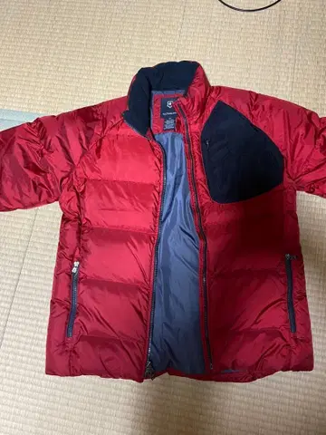 Victorinox 빨간색 다운 자켓