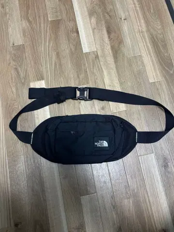THE NORTH FACE 바디백 블랙