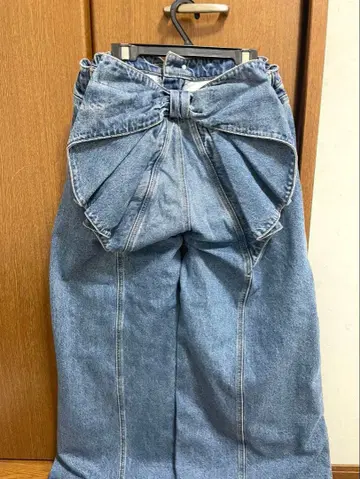 리본 포함 라이트 블루 데님 팬츠