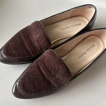 다크 브라운 로퍼 가죽 퍼