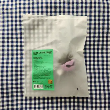 J HOPE ACORN CHARM 사이타마 호비 동동이