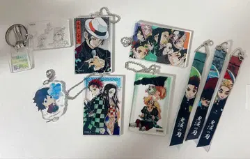 귀멸의 칼날 극장판 아크릴 키링 스트랩 세트