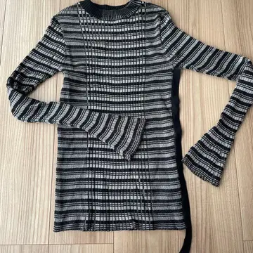 MAISON SPECIAL 스트라이프 니트