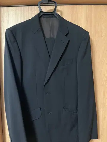 폴 스미스 블랙 스트라이프 수트