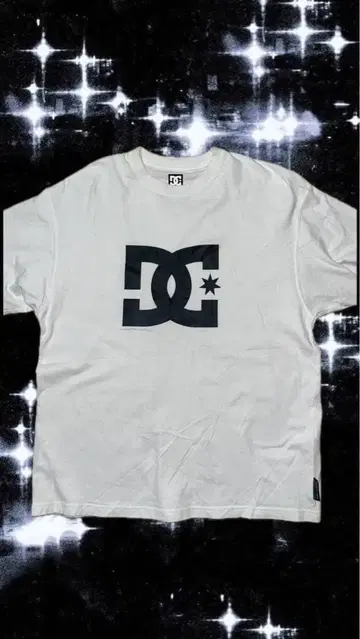 DC 화이트 T셔츠 y2k
