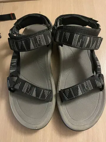 테바 허리케인 XLT2 샌들 26cm