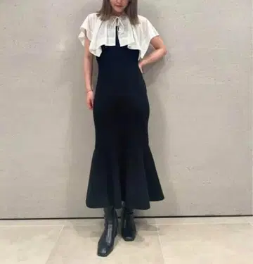 SNIDEL 스나이델 케이프 디자인 니트 도킹 원피스 블랙