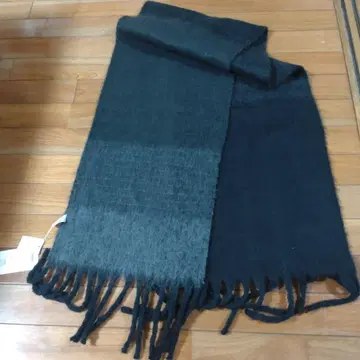 SINSS Shaggy gradation 머플러 블랙 F