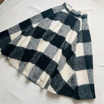 새상품급 ELFRANK VERY 게재 블록 체크 기모 롱 플레어 스커트