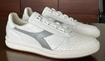 새상품 디아도라 헤리티지 B엘리트 화이트 25.5cm 이탈리아제