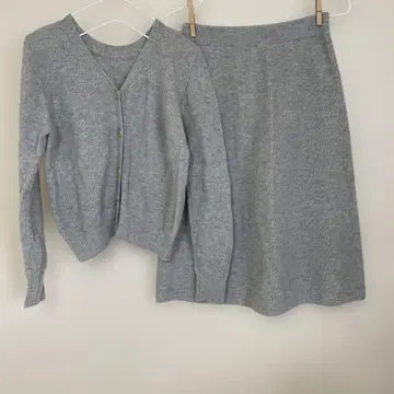 새상품급 에프데 니트 셋업 9호