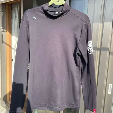 데상트 골프 만미 컬렉션 모크넥 블랙 사이즈 L