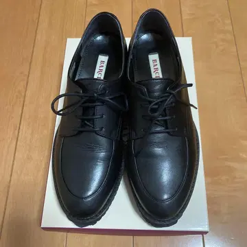 BARCLAY (버클레이) 통굽 레이스업 슈즈 블랙