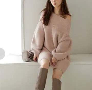 오프숄더 핑크 니트 원피스 라쿤 미니 니트 원피스