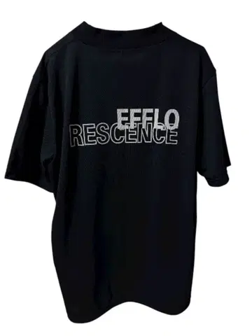 EFFLORESCENCE 에레센스 모크넥 반팔 T셔츠 블랙