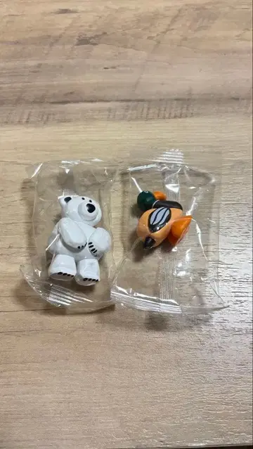 DAISUKE KONDO 북극곰과 오리 캡슐 토이