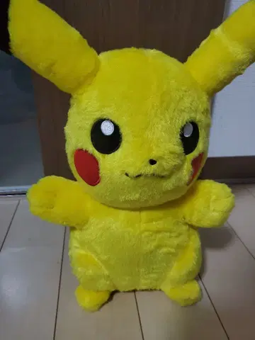 중고 1/1 피카츄 포켓몬 봉제 인형 타카라토미