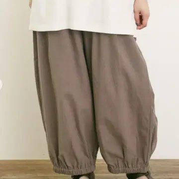 사만사 모스모스 면린넨 평직 허리 절개 개더 벌룬 팬츠 (모카)