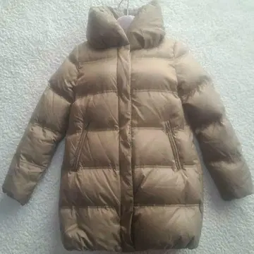 어반 리서치 도어스 다운 코트