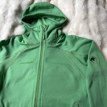 마무트 모찌후와 후드 자켓