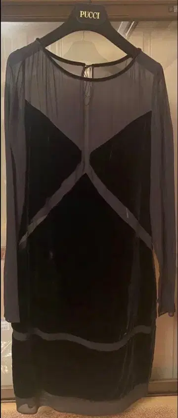 에밀리오 푸치 Emilio Pucci 무릎 기장 블랙 드레스