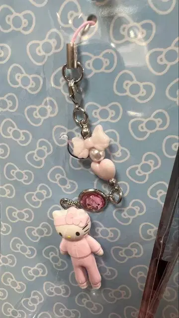 산리오 헬로키티 스트랩 옷장 컬렉션 저지