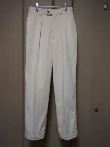 CLASSIC FIT TROUSERS