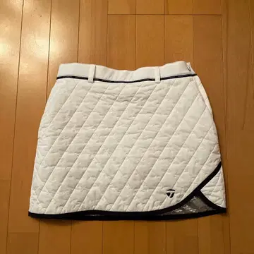 TaylorMade 여성용 골프 스커트 화이트 S 사이즈
