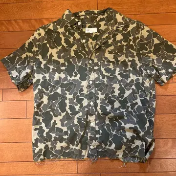 GAP 카모 패턴 카모 무늬 반팔 셔츠 M 사이즈
