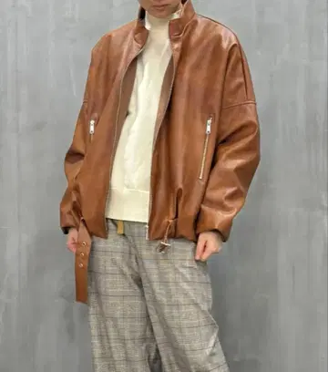 MARGAUX 에코 가죽 라이더 자켓 카멜 라이트 브라운