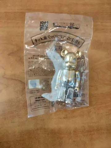 베어브릭 축제 의상 금