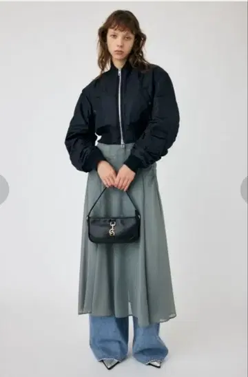 MOUSSY 볼륨 크롭 MA-1