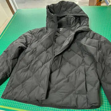 UNIQLO PUFF-TECH 블랙 다운 자켓 S 후드 부착