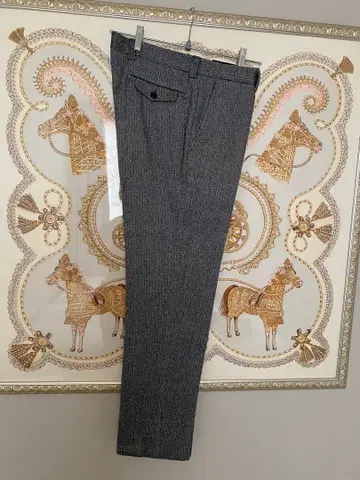 EPoca Uomo 헤링본 슬랙스 그레이 계열