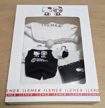 해피돌 헬로키티 50주년 기념 콜라보 옷 갈아입기 디럭스 세트