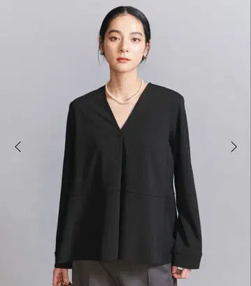 페플럼 V넥 풀오버 티셔츠