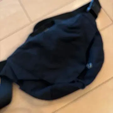 Lululemon 블랙 숄더백