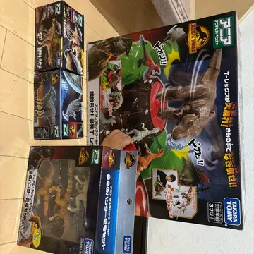 쥬라기 월드 공룡 피규어 세트