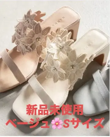 [미사용 새상품] randa 플라워 디자인 뮬 샌들 베이지