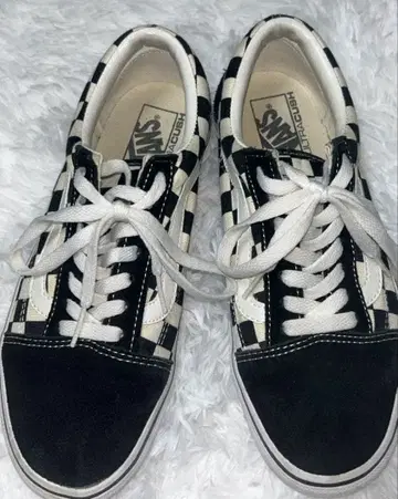 VANS 체크 무늬 깃발 스니커즈 24.5cm 새상품급