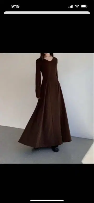 maison celon 메세론 v silhouette dress