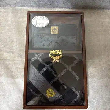 MCM 패스 케이스 타월 세트