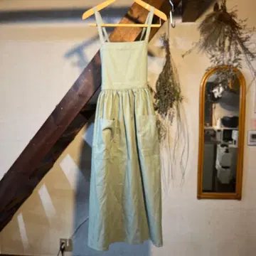 에이프런 드레스